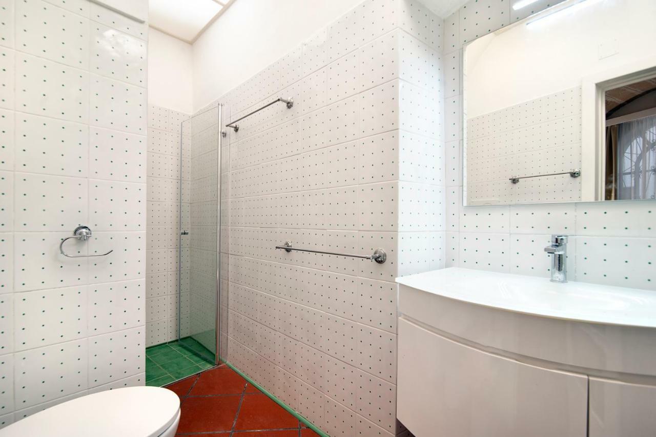 GoodStay Corte del Vescovo Lecce Buitenkant foto