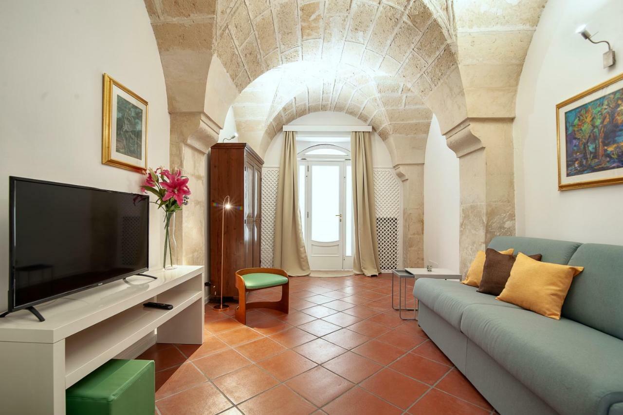 GoodStay Corte del Vescovo Lecce Buitenkant foto